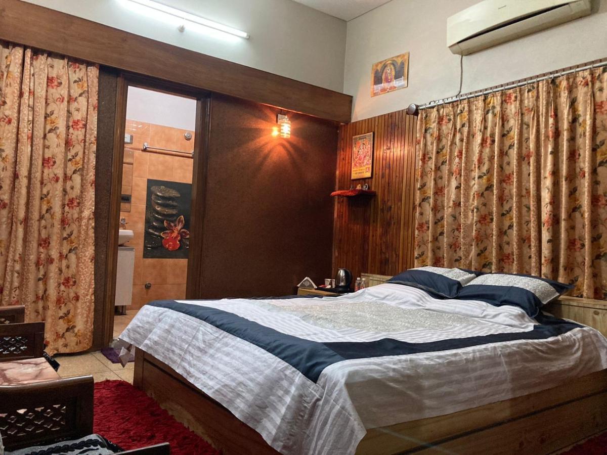 Pretty Garden View Apartment 3Bhk Furnished Flat Near Kashi Vishwanath Temple Варанаси Экстерьер фото